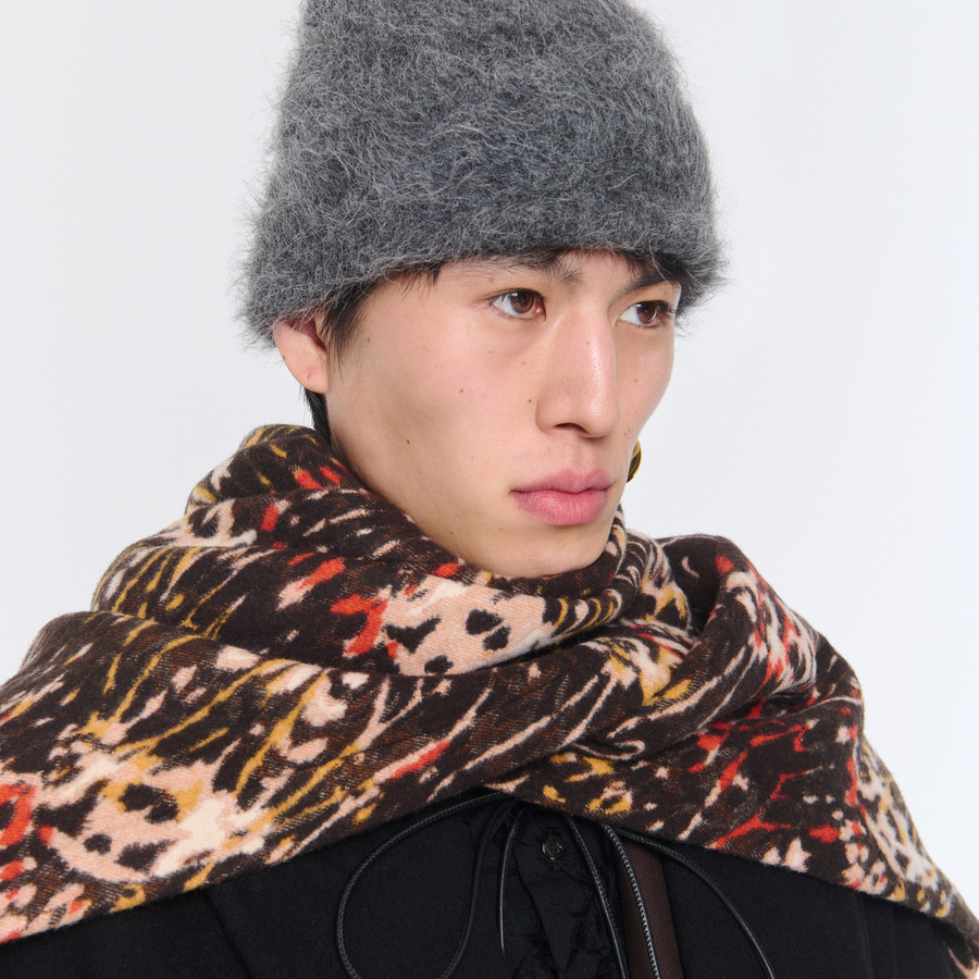 1345_e695ebc99e-fuzzy-beanie-