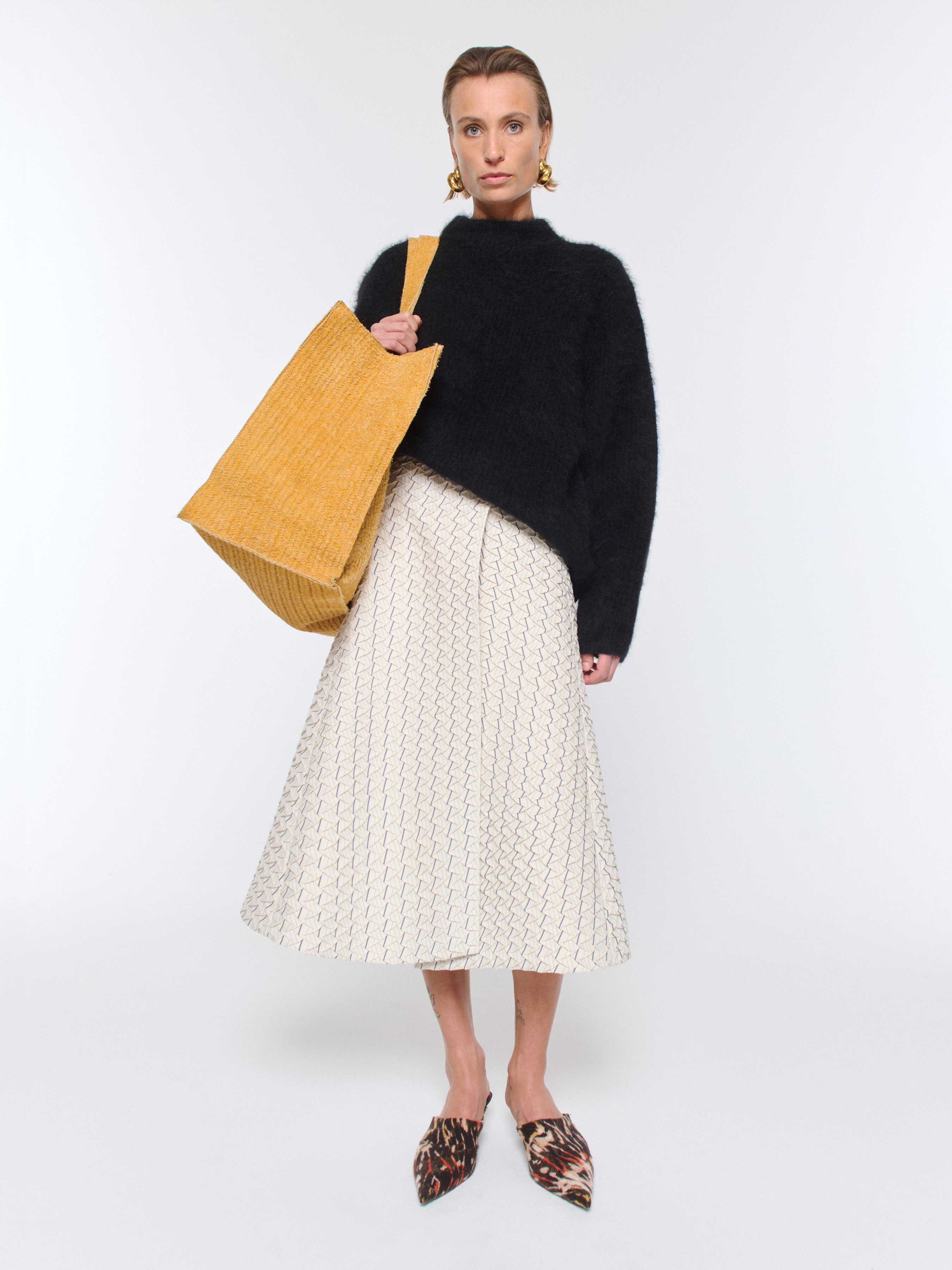 Haru Sweater - Black Alpaca - Sefr-online